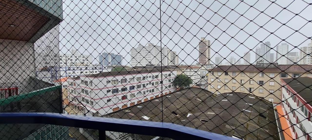 Com 2 Quartos, Wi-fi, 100m Da E Vaga De Garagem Coberta Apartment *