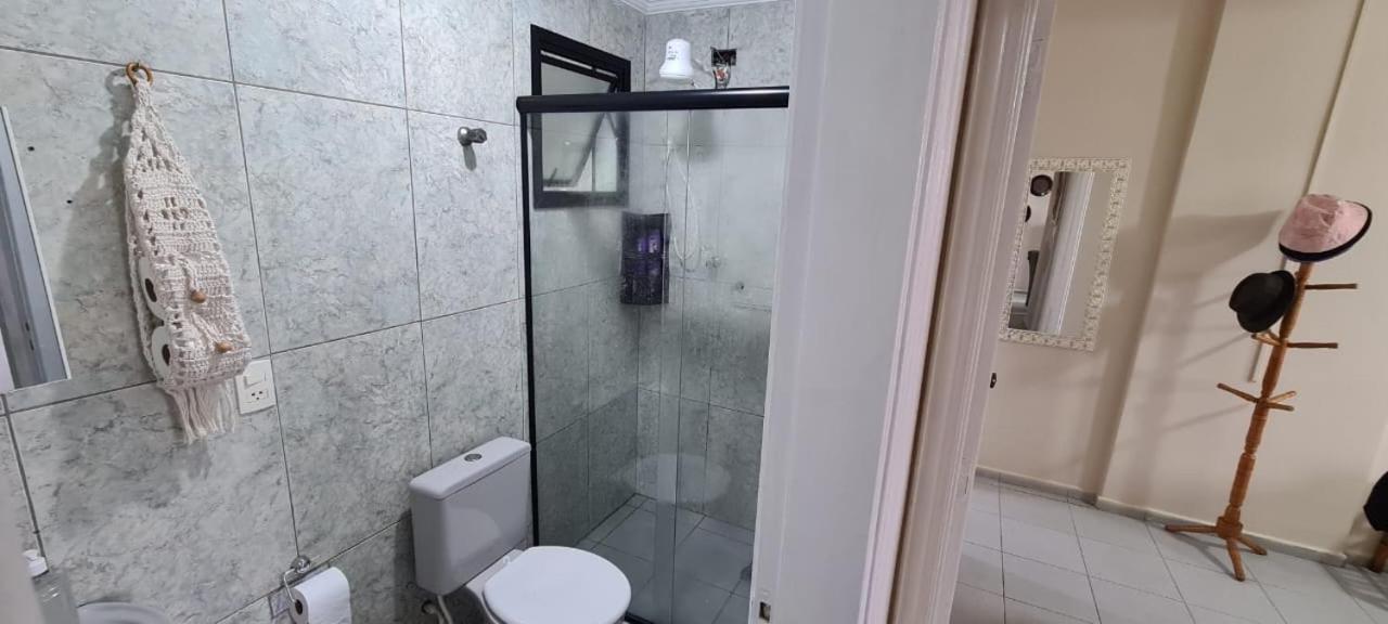 Com 2 Quartos, Wi-fi, 100m Da E Vaga De Garagem Coberta *